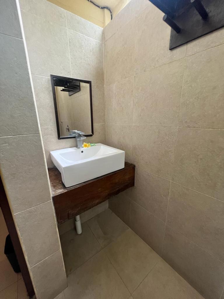 卡朗阿森Jasri Ombak别墅 外观 照片
